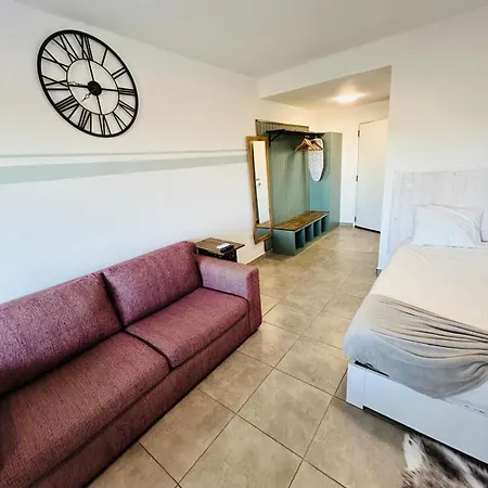 Studio Flat In The Heart Of Oura * 알부페이라